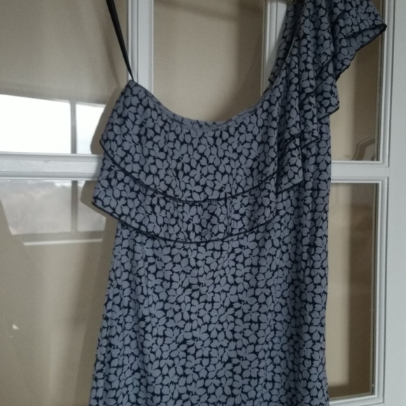 Floral Top - Picture 3 of 3